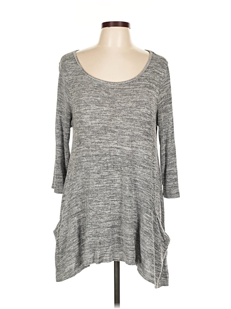 Pre-owned Olivia Blu 3/4 Sleeve T-shirt In Gray