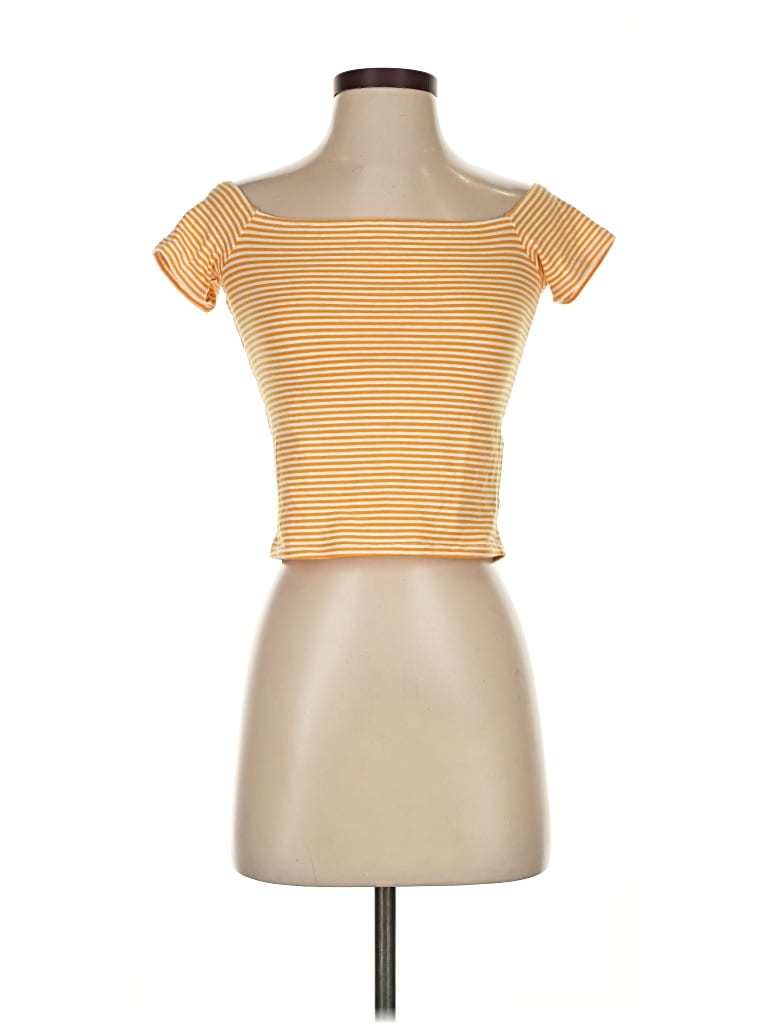 Pre-owned Charlotte Russe Short Sleeve T-shirt In Yellow