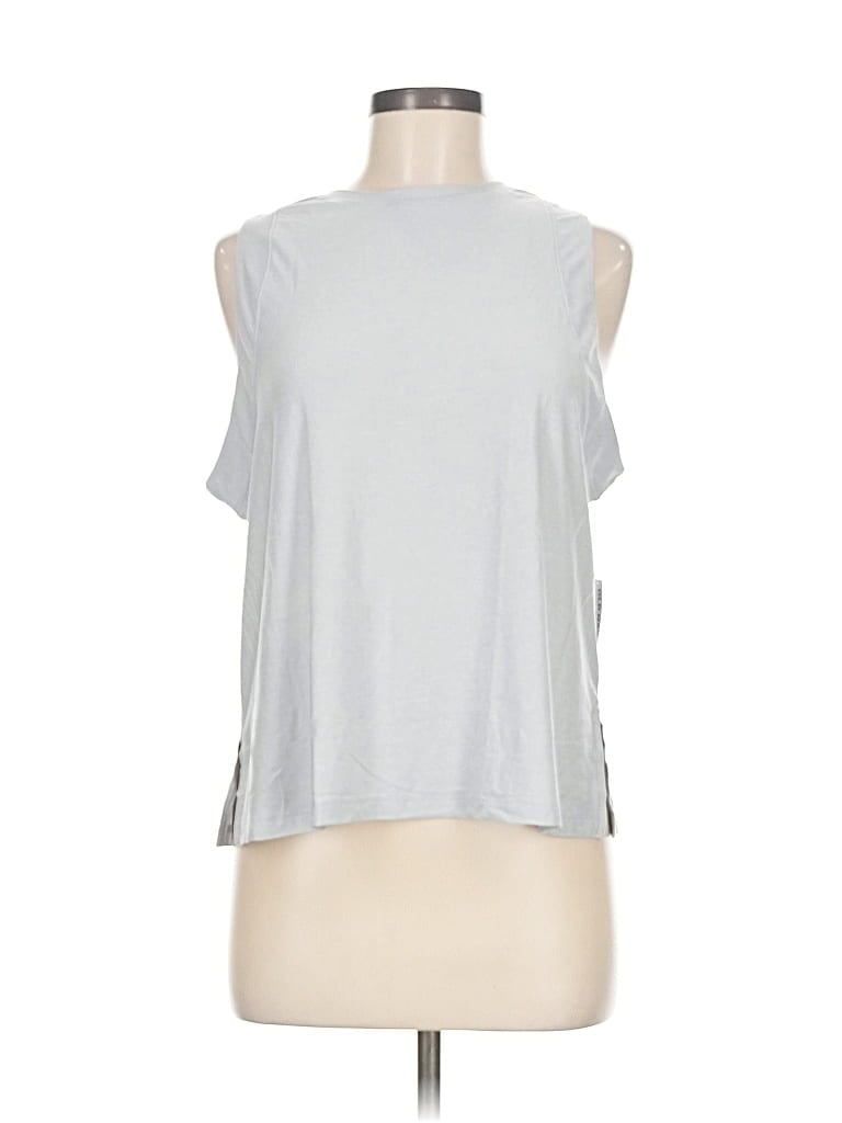 Pre-owned Old Navy Sleeveless T-shirt In Silver