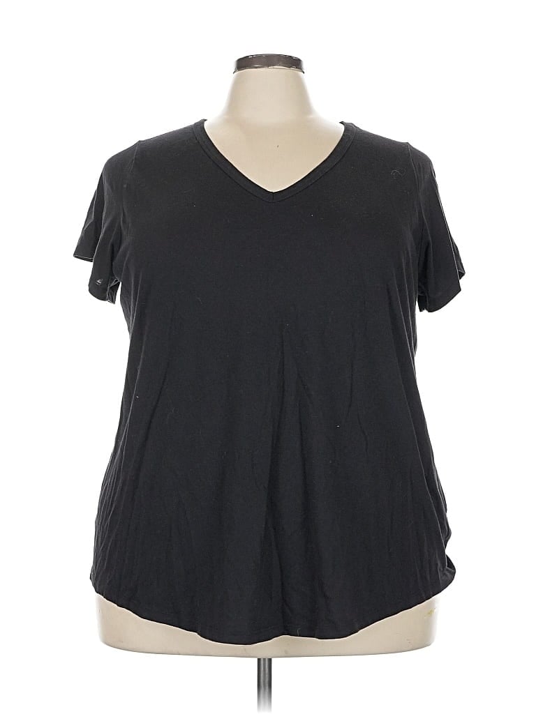 Pre-owned Torrid Short Sleeve T-shirt In Black