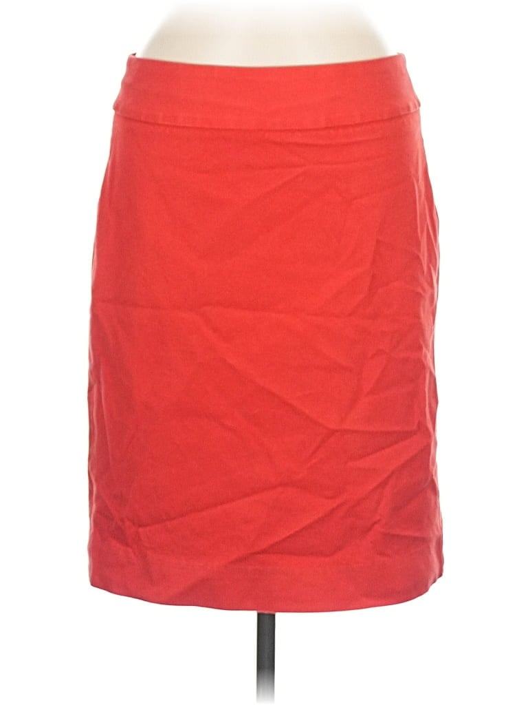 Click to view more detailed imagery on our partner's website Pre-owned Banana Republic Casual Skirt In Red