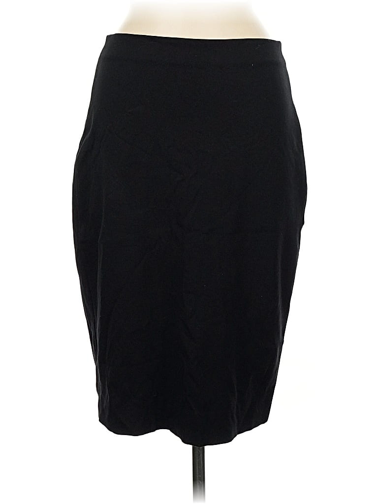 Click to view more detailed imagery on our partner's website Pre-owned Banana Republic Formal Skirt In Black
