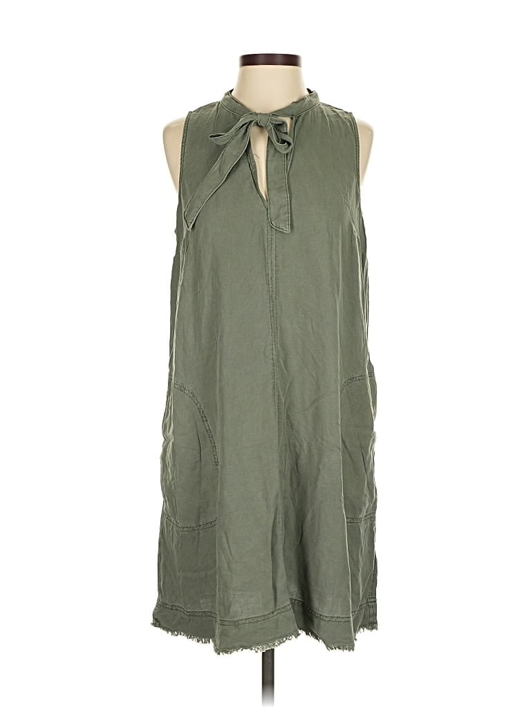 Click to view more detailed imagery on our partner's website Pre-owned Splendid Casual Dress In Green
