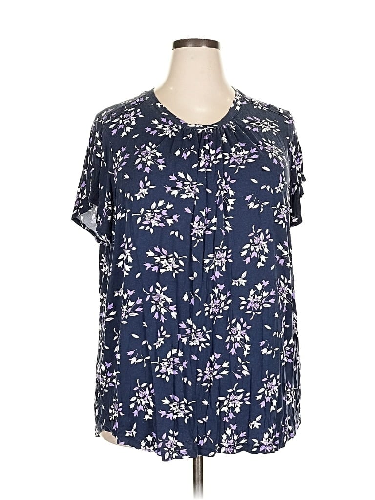 Click to view more detailed imagery on our partner's website Pre-owned Liz Claiborne Short Sleeve T-shirt In Blue