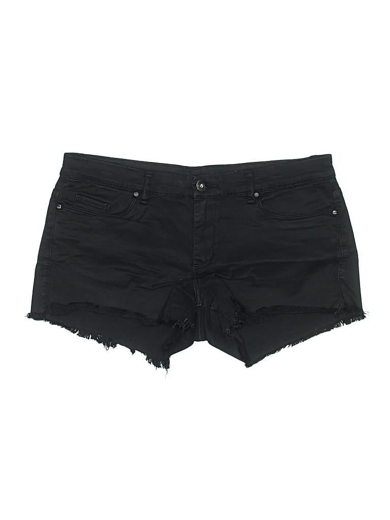 Click to view more detailed imagery on our partner's website Pre-owned Blanknyc Blank Nyc Shorts In Black