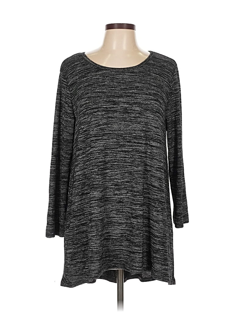 Click to view more detailed imagery on our partner's website Pre-owned Joan Vass 3/4 Sleeve T-shirt In Gray