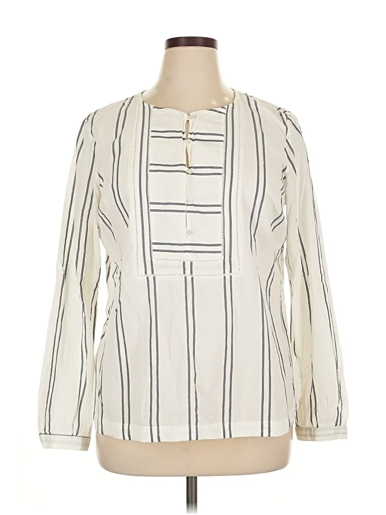 Click to view more detailed imagery on our partner's website Pre-owned Old Navy Long Sleeve Blouse In White