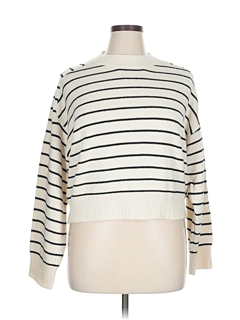 Pre-owned T Tahari Pullover Sweater In White