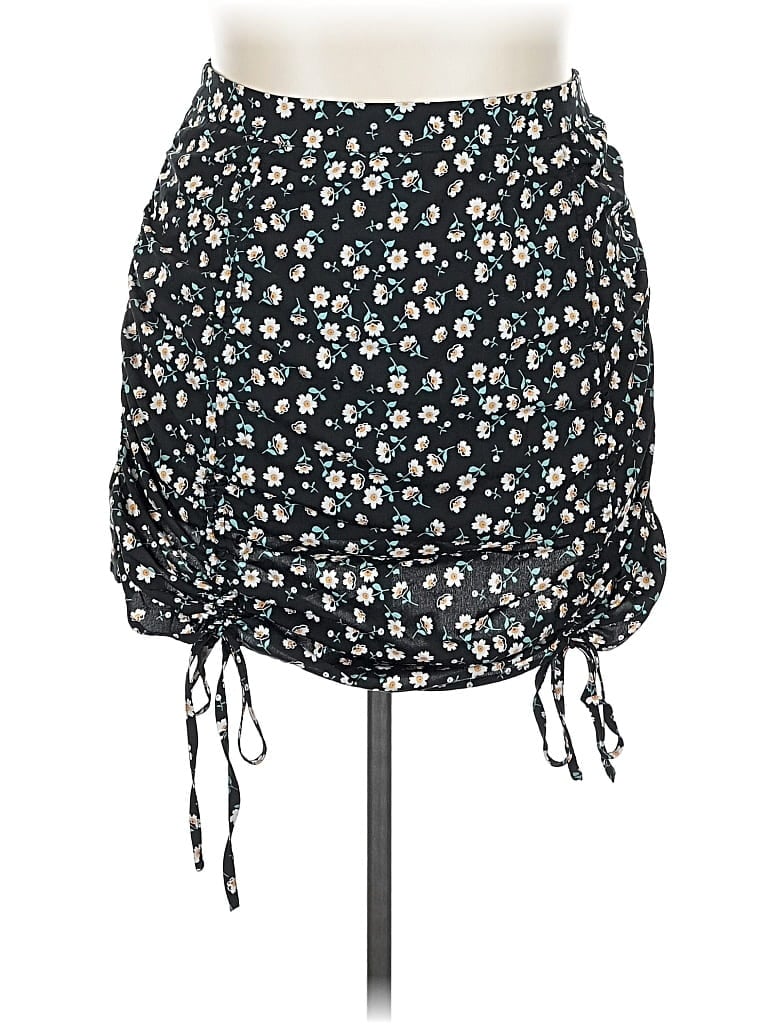 Pre-owned Shein Curve Casual Skirt In Black