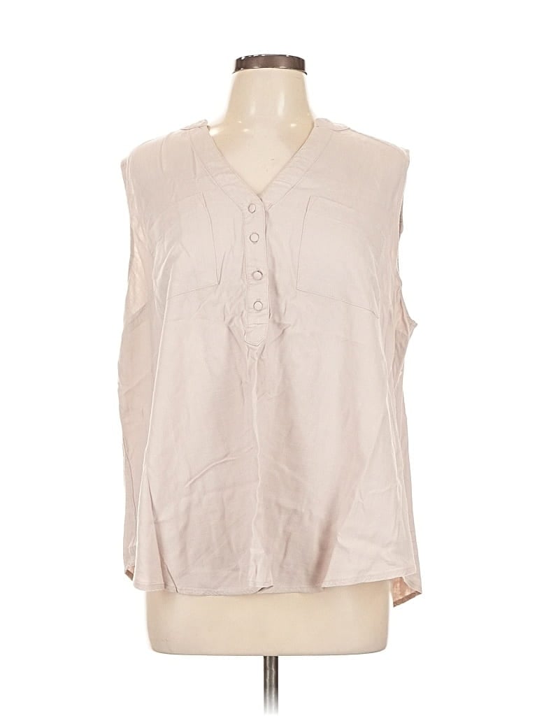 Pre-owned Torrid Sleeveless Button Down Shirt In White