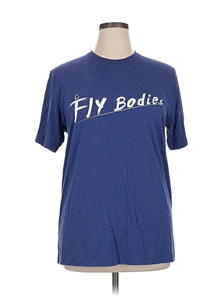 Click to view more detailed imagery on our partner's website Pre-owned Canvas Short Sleeve T-shirt In Blue