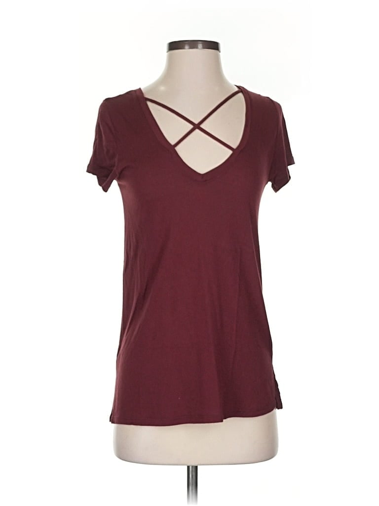 Pre-owned Project Social T Loves Urban Outfitters Short Sleeve T-shirt In Burgundy