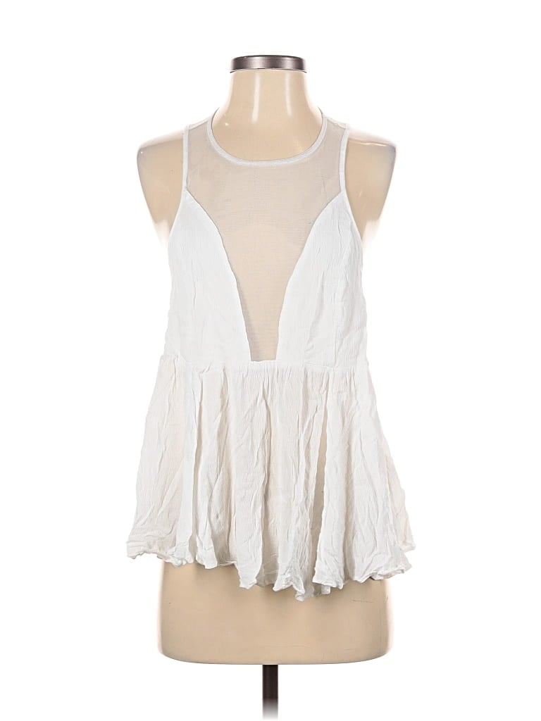 Pre-owned Intimately By Free People Sleeveless Blouse In White
