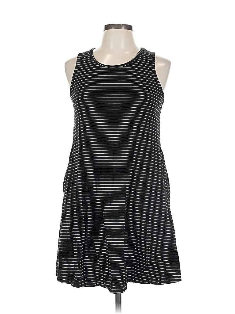 Click to view more detailed imagery on our partner's website Pre-owned Mod Ref Casual Dress In Black