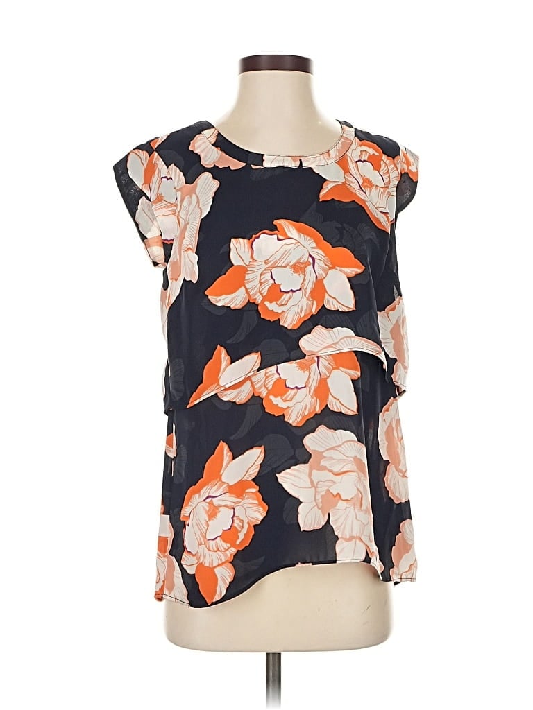 Click to view more detailed imagery on our partner's website Pre-owned Cabi Short Sleeve Blouse In Orange
