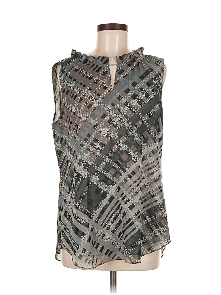 Click to view more detailed imagery on our partner's website Pre-owned Cabi Sleeveless T-shirt In Gray