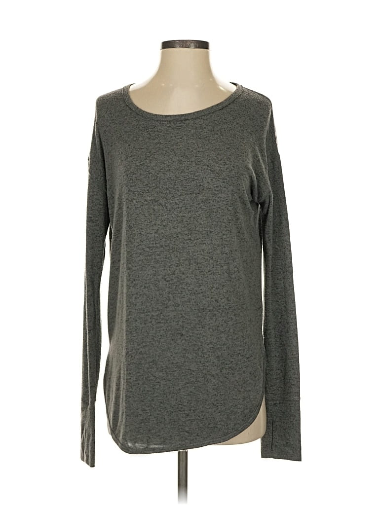 Click to view more detailed imagery on our partner's website Pre-owned Athleta Long Sleeve T-shirt In Gray