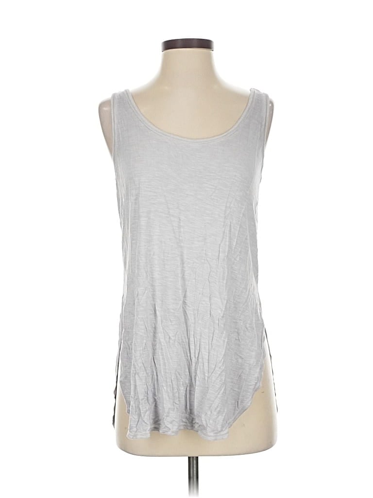 Pre-owned Maurices Sleeveless T-shirt In Gray
