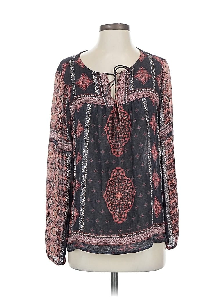 Click to view more detailed imagery on our partner's website Pre-owned Lucky Brand Long Sleeve Blouse In Black