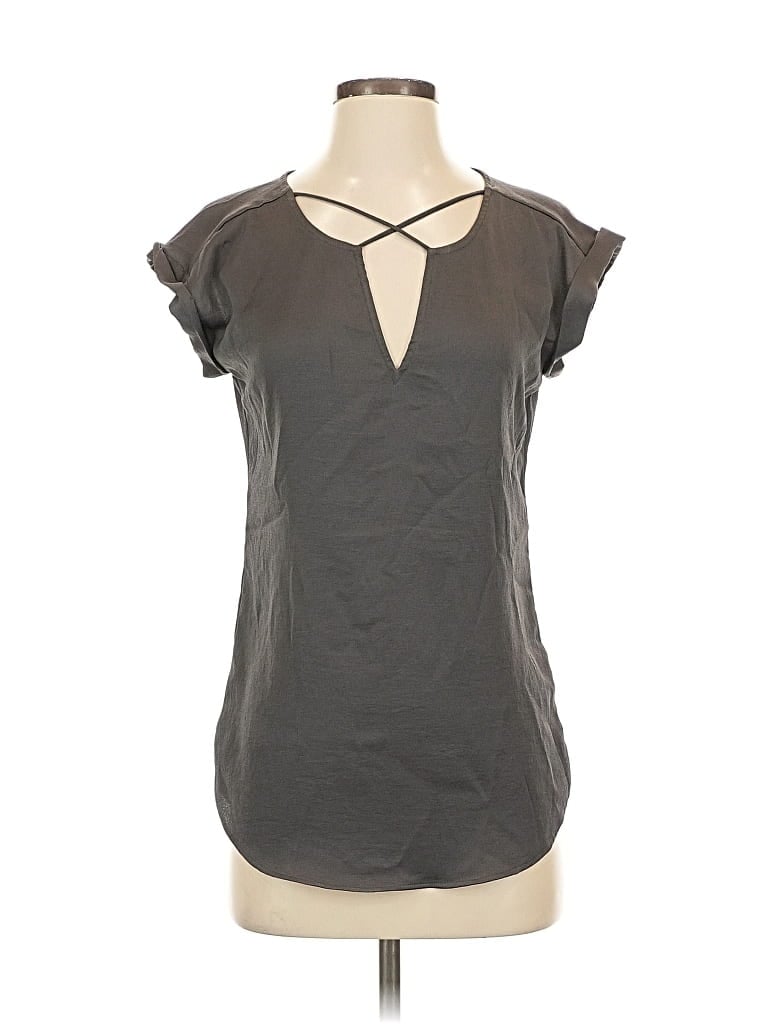 Pre-owned Express Short Sleeve Top Gray Keyhole Neckline Tops