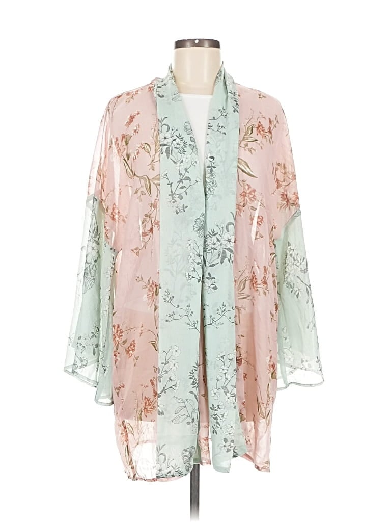 Click to view more detailed imagery on our partner's website Pre-owned Urban Girl Kimono In Pink