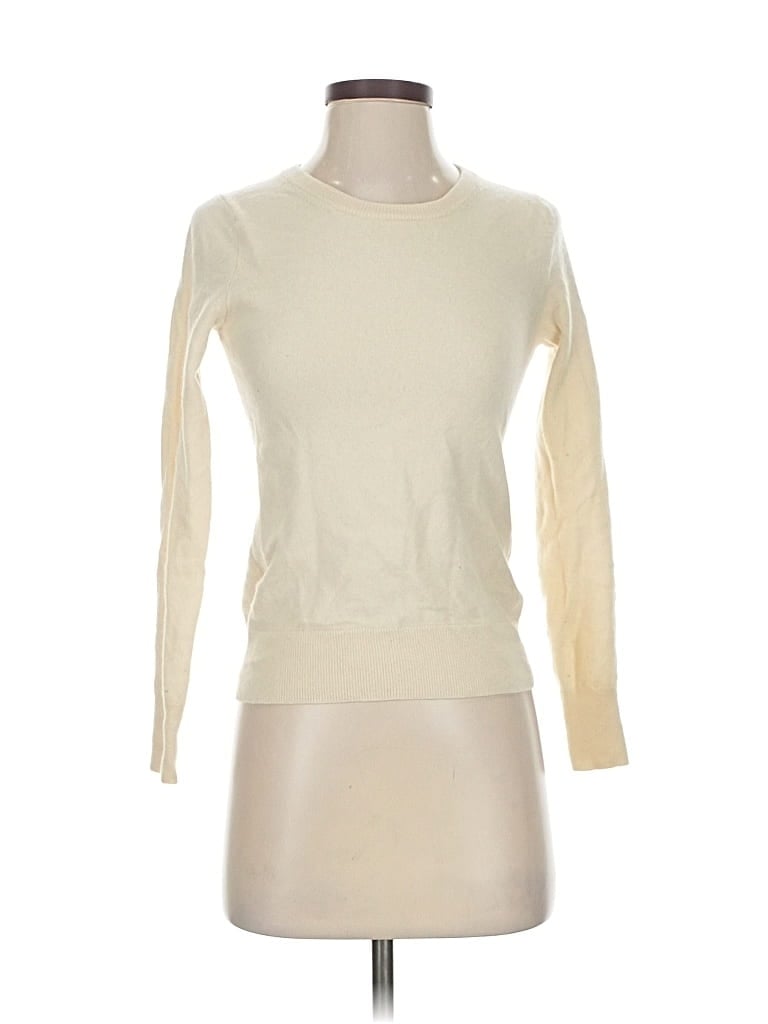 Pre-owned Uniqlo Pullover Sweater In White