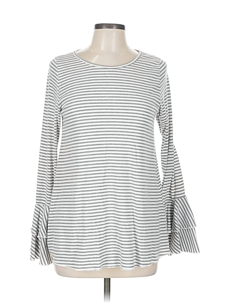 Click to view more detailed imagery on our partner's website Pre-owned Vine & Love Long Sleeve T-shirt In Silver