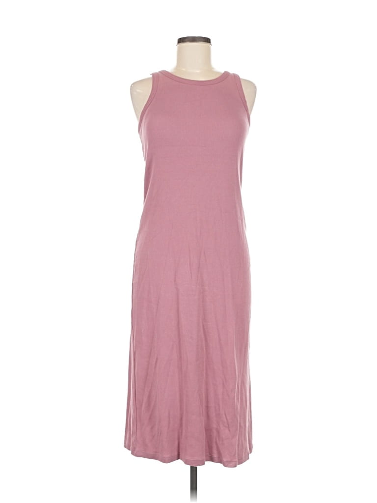 Click to view more detailed imagery on our partner's website Pre-owned Uniqlo Casual Dress In Pink