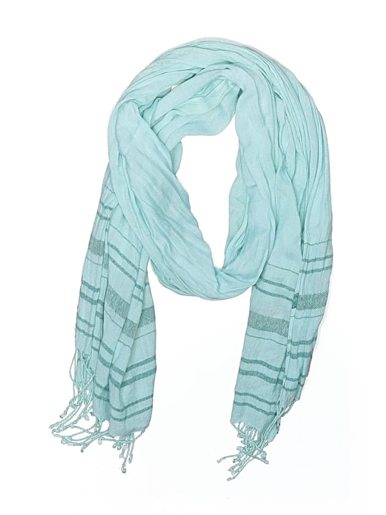 Click to view more detailed imagery on our partner's website Pre-owned Unbranded Scarf In Blue