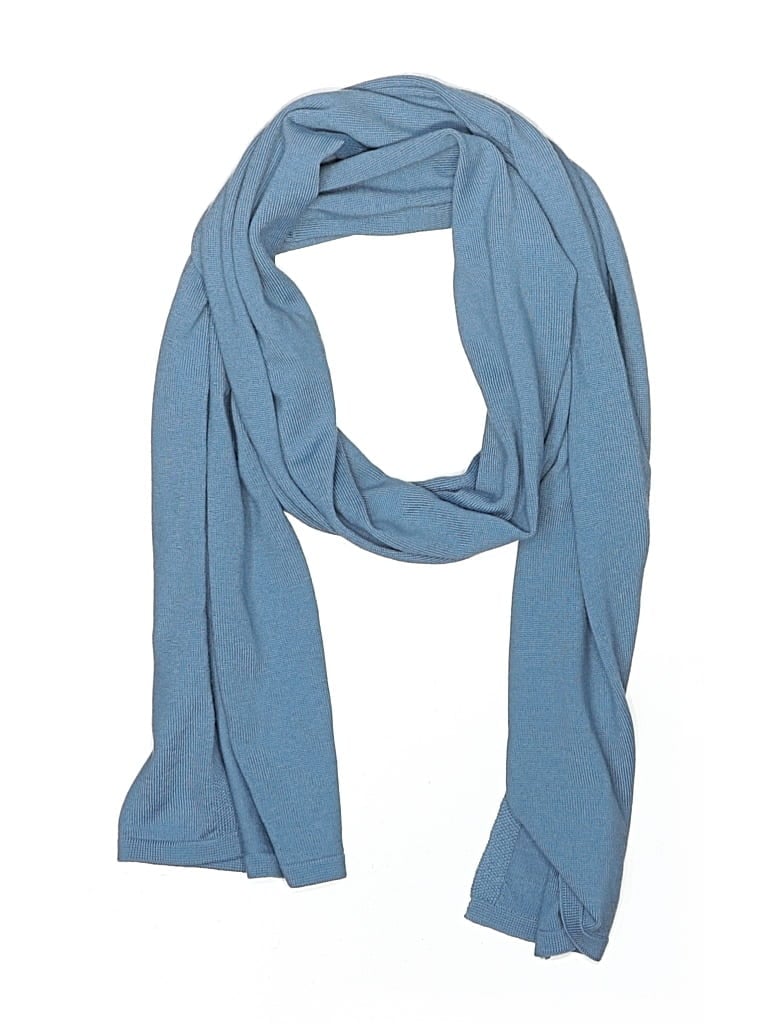 Click to view more detailed imagery on our partner's website Pre-owned Unbranded Scarf In Blue