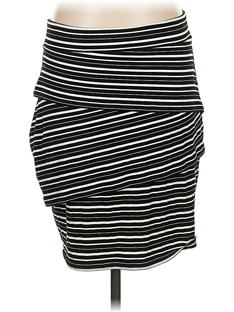 Click to view more detailed imagery on our partner's website Pre-owned Krimson Klover Casual Skirt In Black