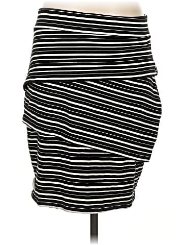 Krimson Klover Casual Skirt (view 2)