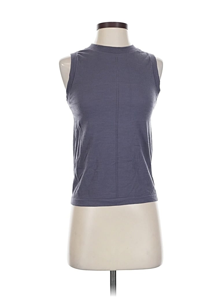 Click to view more detailed imagery on our partner's website Pre-owned Athleta Sleeveless T-shirt In Gray