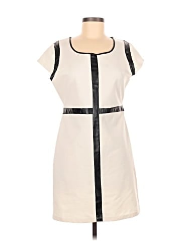Romeo & Juliet Couture Casual Dress (view 1)