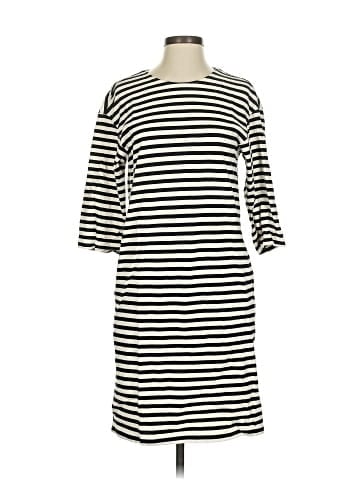 Uniqlo Casual Dress (view 1)