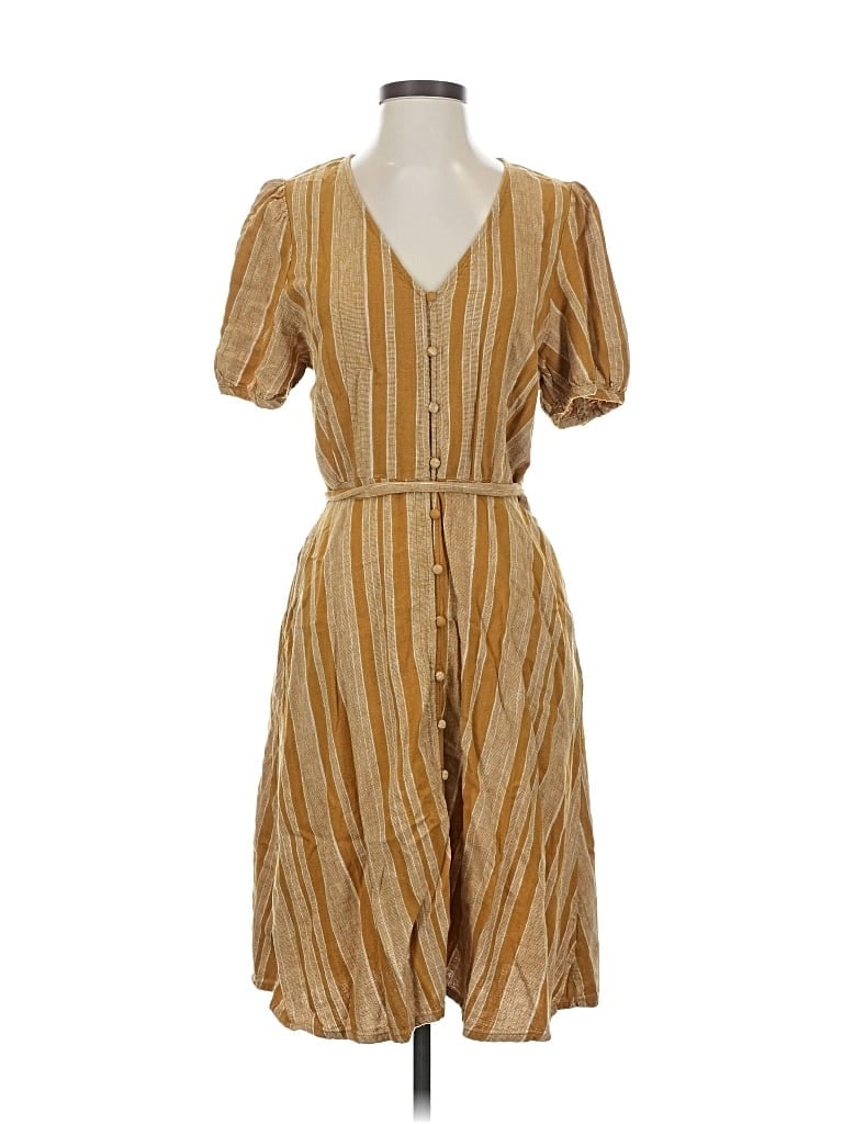Pre-owned Universal Thread Casual Dress In Brown