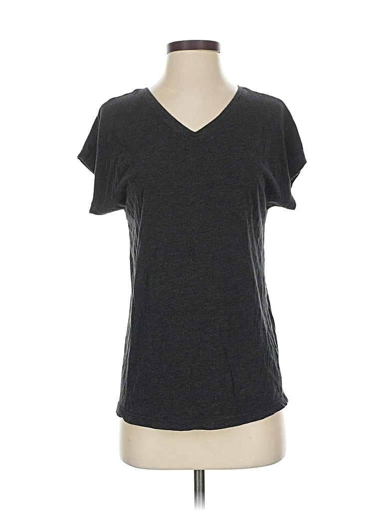 Click to view more detailed imagery on our partner's website Pre-owned On Short Sleeve T-shirt In Gray