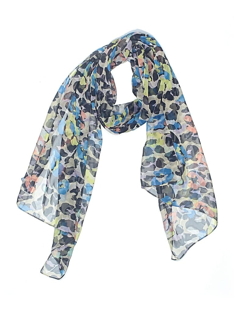 Click to view more detailed imagery on our partner's website Pre-owned Unbranded Scarf In Blue