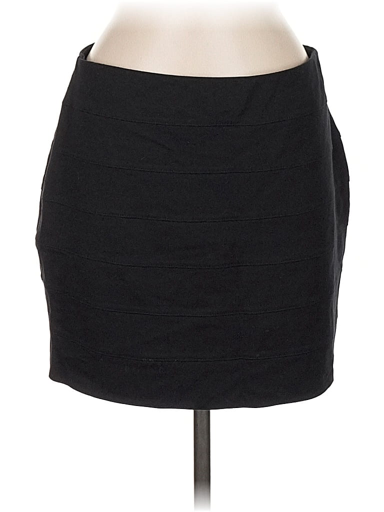 Click to view more detailed imagery on our partner's website Pre-owned Express Casual Skirt In Black