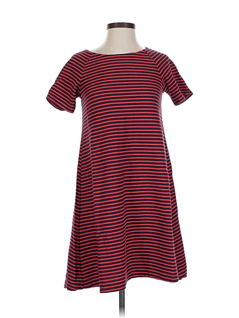 Pre-owned Uniqlo Casual Dress In Red