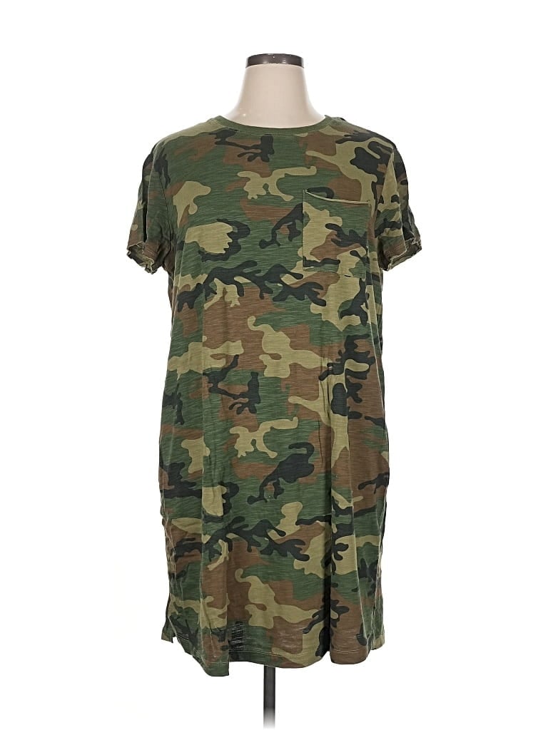 Click to view more detailed imagery on our partner's website Pre-owned Sanctuary Casual Dress In Green