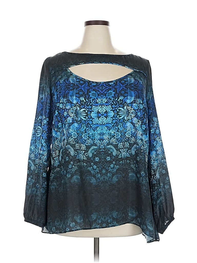 Click to view more detailed imagery on our partner's website Pre-owned City Chic 3/4 Sleeve Blouse In Blue