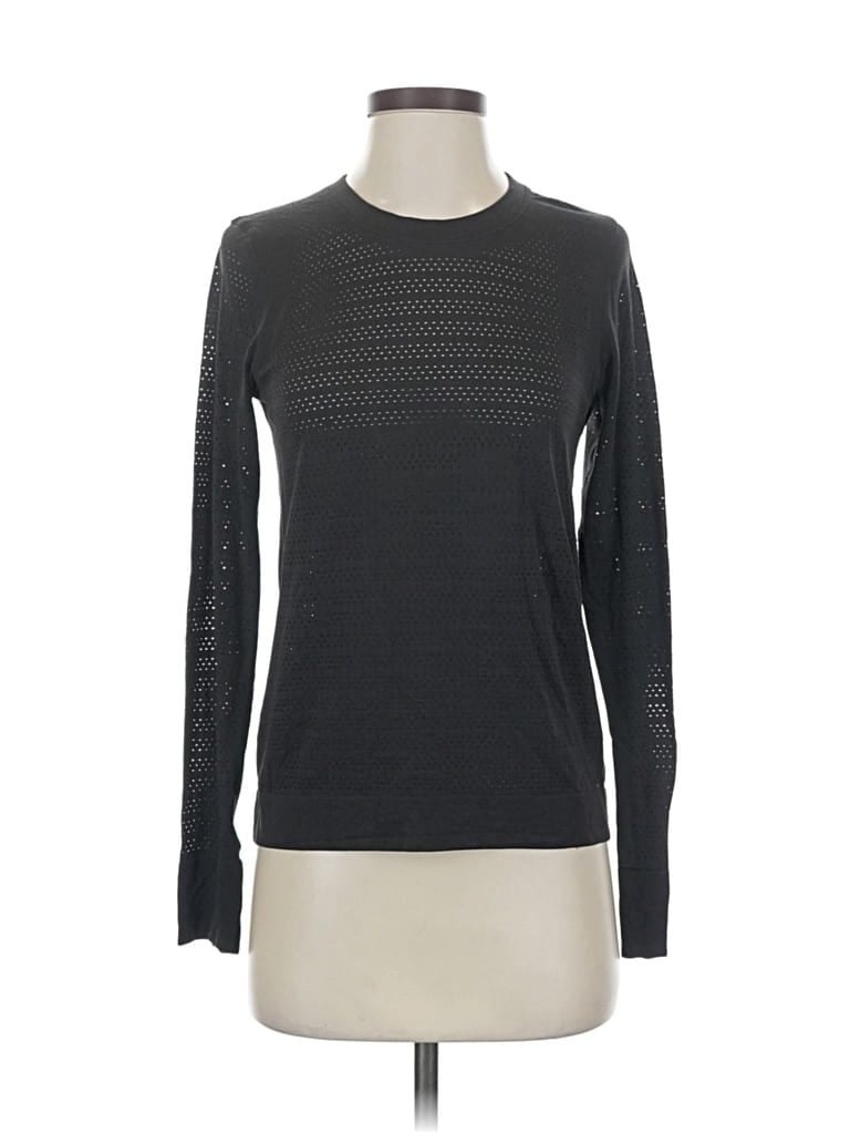 Pre-owned Lululemon Athletica Long Sleeve T-shirt In Black