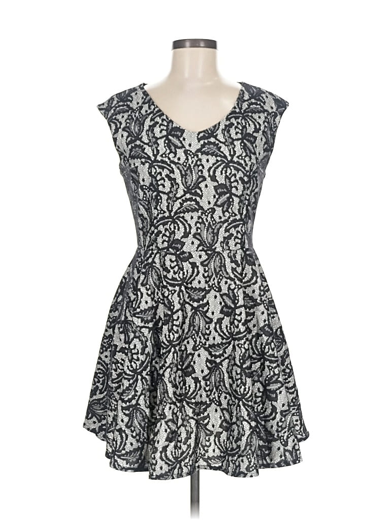 Pre-owned Romeo & Juliet Couture Cocktail Dress In Gray