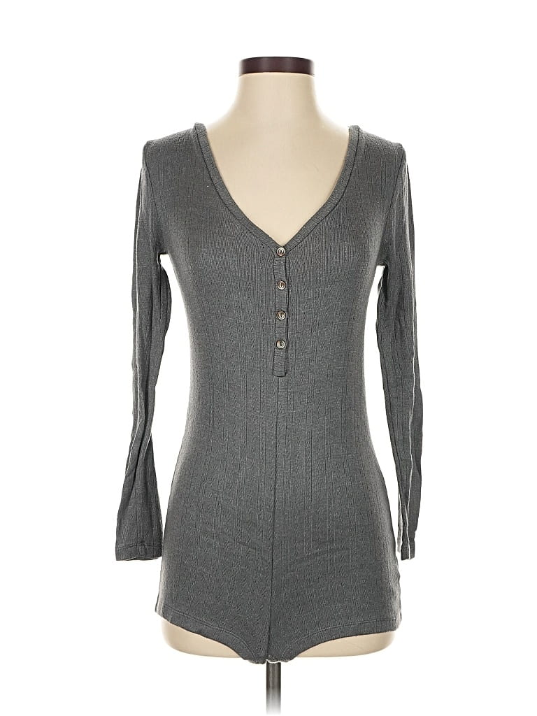 Pre-owned Love By Gap Romper In Gray