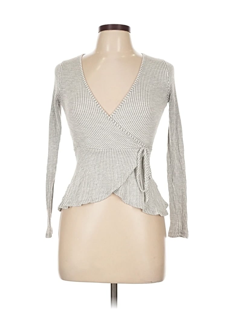 Pre-owned Caution To The Wind Long Sleeve Top Gray Plunge Neckline Tops