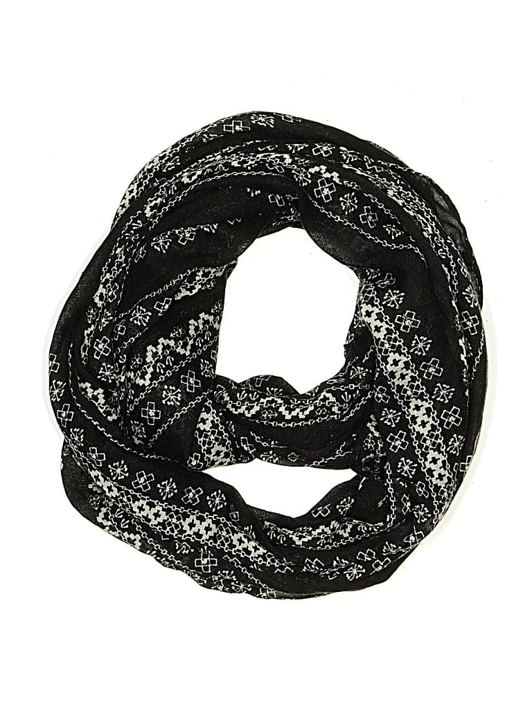 Pre-owned Old Navy Scarf In Black