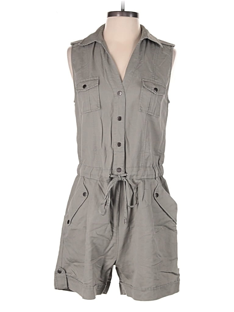 Pre-owned Two By Vince Camuto Romper In Gray