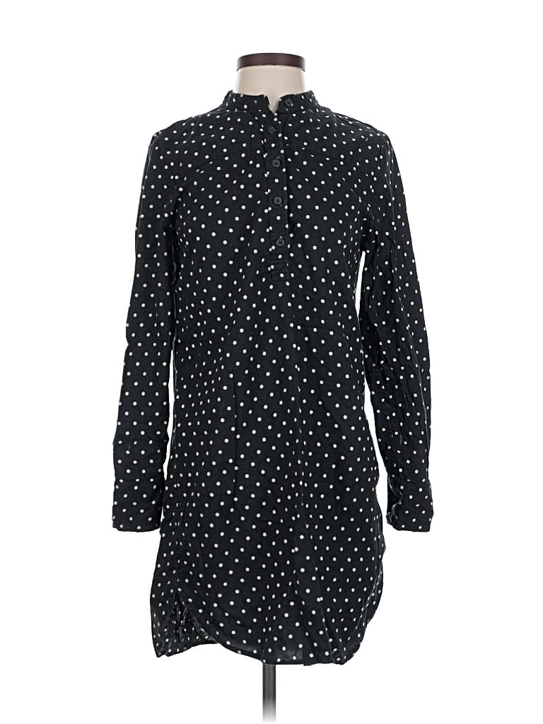 Click to view more detailed imagery on our partner's website Pre-owned Uniqlo Long Sleeve Blouse In Black