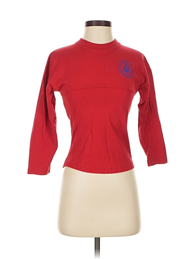 Click to view more detailed imagery on our partner's website Pre-owned Spirit Jersey 3/4 Sleeve Top Red Turtleneck Tops